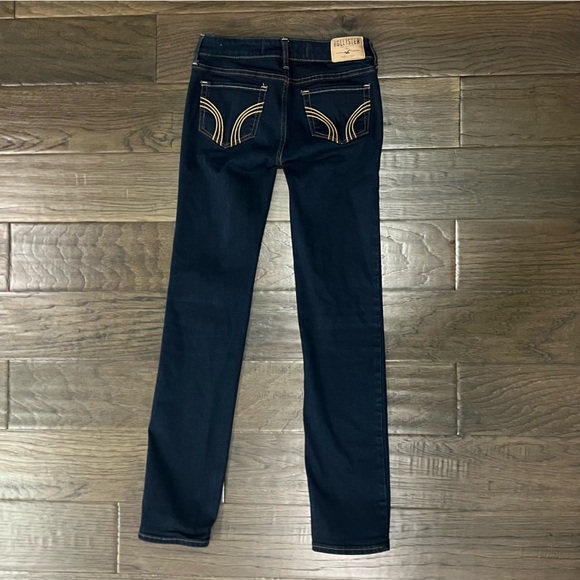 Hollister Jeans - Picture 9 of 11